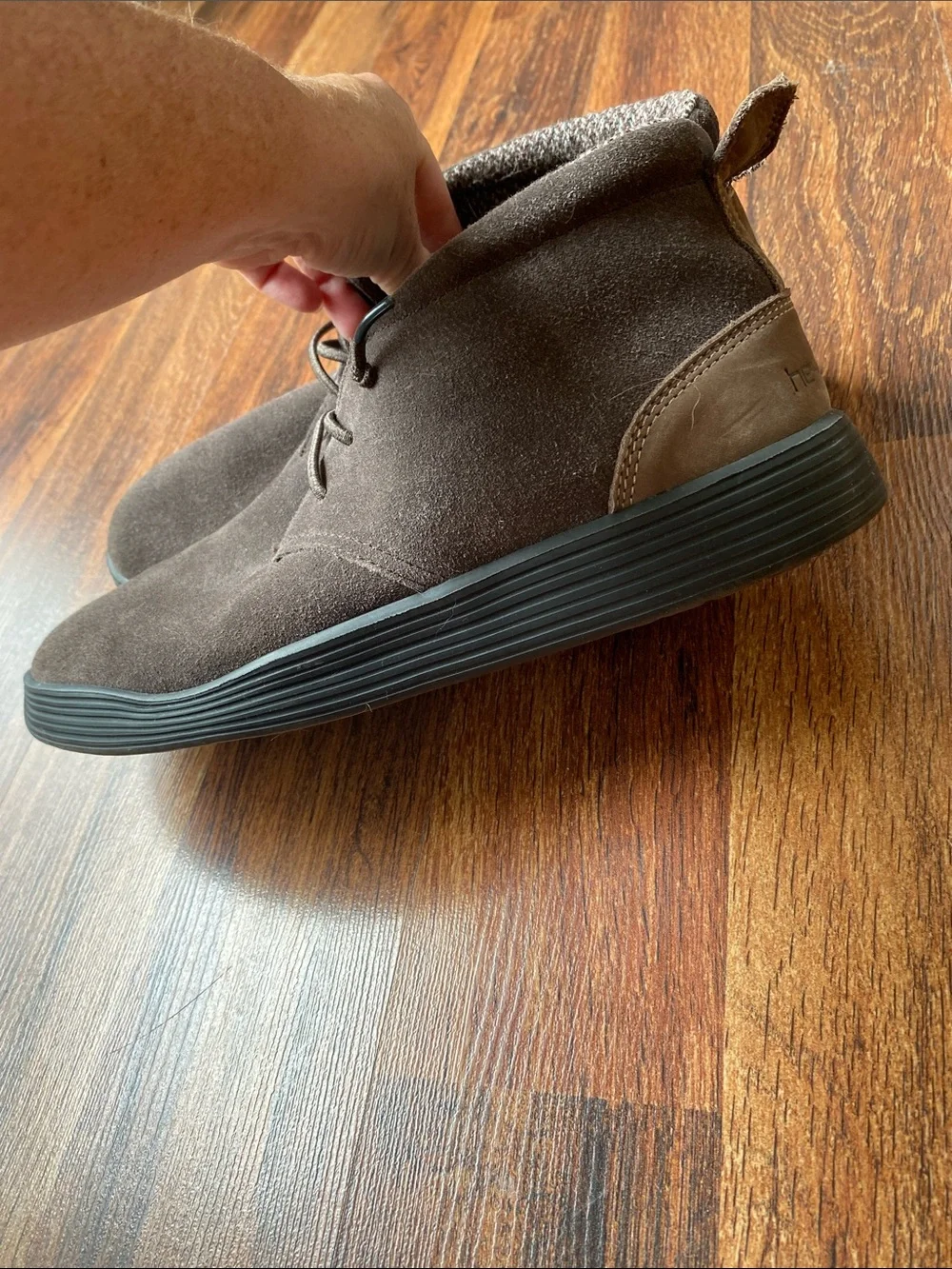Hey Dude Jo Suede mens  Chukka slip on boot Brown Sz 9